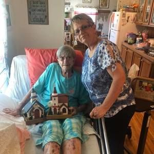 Meet your Posher, Bonnie